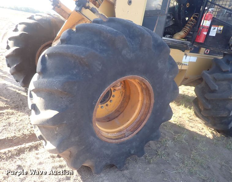 image for item DQ3023 Caterpillar 563  feller buncher