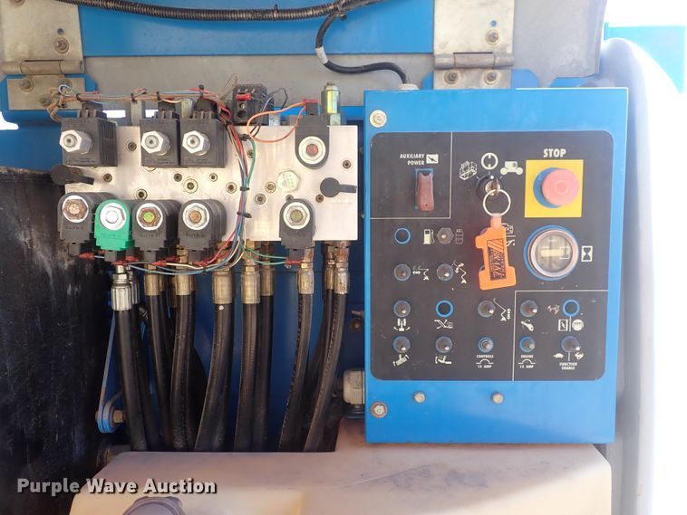 image for item DQ3025 Genie Z45/25  boom lift