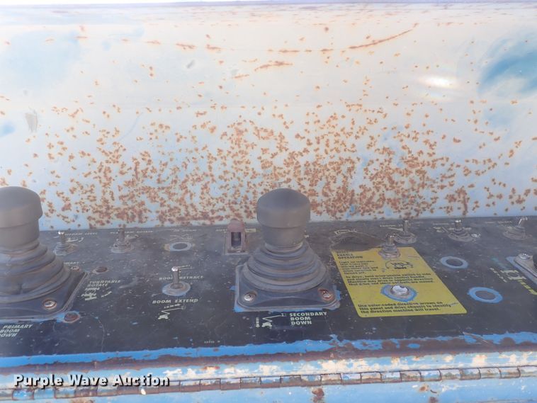 image for item DQ3025 Genie Z45/25  boom lift