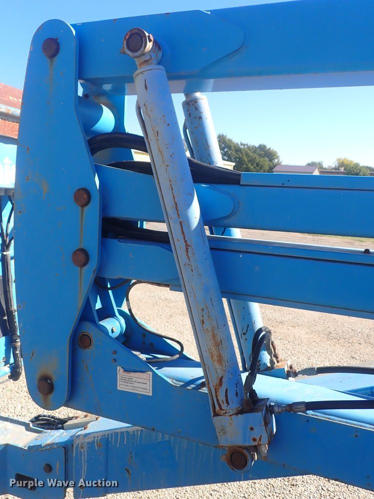 image for item DQ3025 Genie Z45/25  boom lift