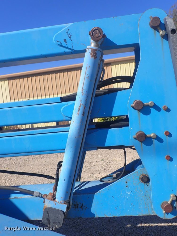 image for item DQ3025 Genie Z45/25  boom lift