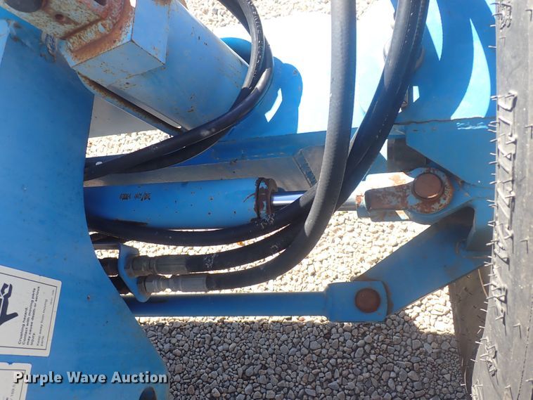 image for item DQ3025 Genie Z45/25  boom lift