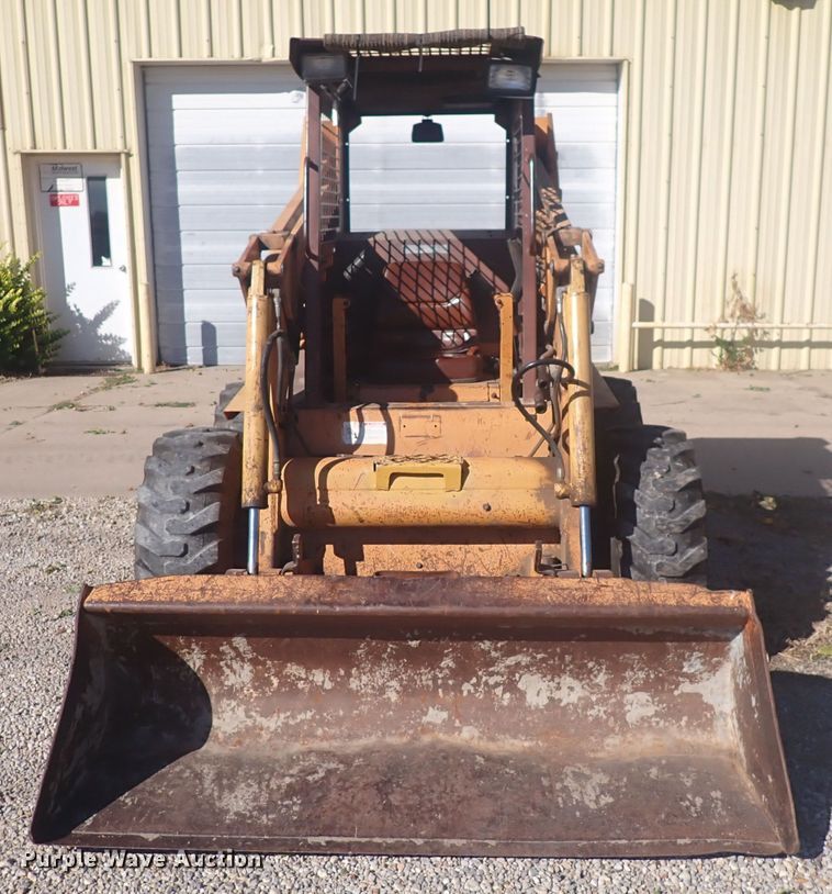 image for item DQ3026 1990 Case 1845C  skid steer loader