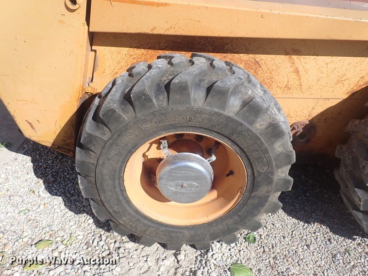 image for item DQ3026 1990 Case 1845C  skid steer loader