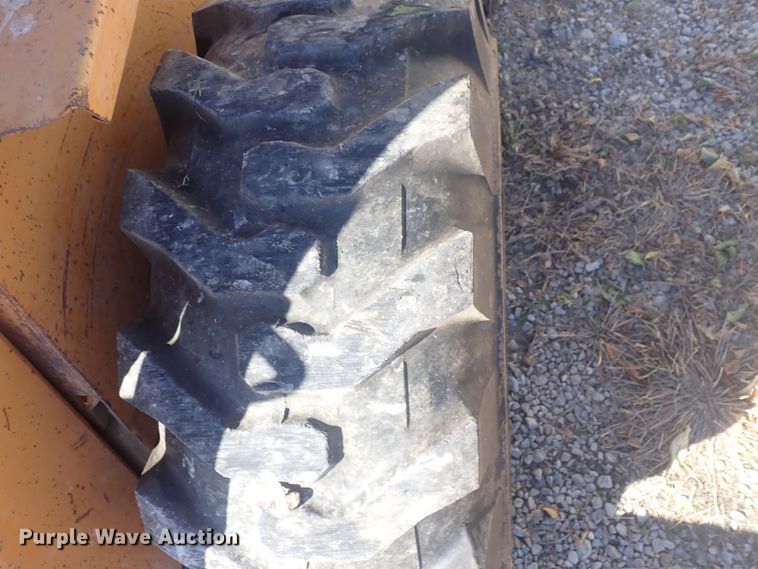 image for item DQ3026 1990 Case 1845C  skid steer loader