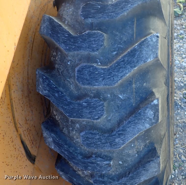 image for item DQ3026 1990 Case 1845C  skid steer loader