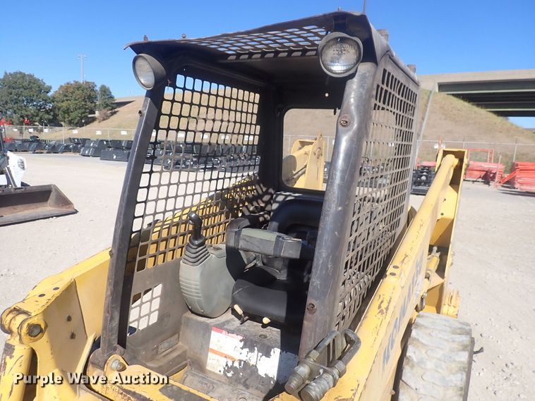 image for item DQ3047 2005 Komatsu 1020T  skid steer loader