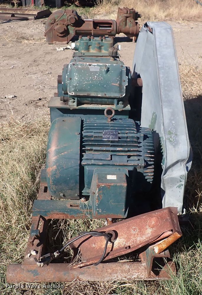 image for item DQ3061 Gaso  triplex pump