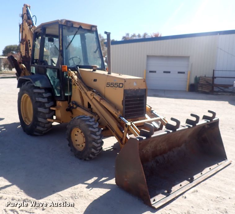 image for item DQ3070 Ford 555D  backhoe