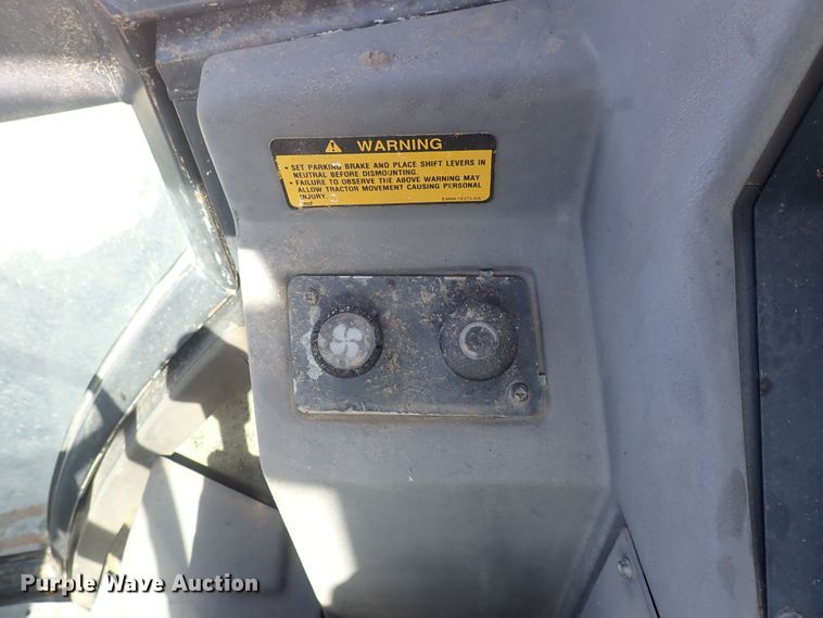 image for item DQ3070 Ford 555D  backhoe