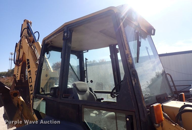 image for item DQ3070 Ford 555D  backhoe