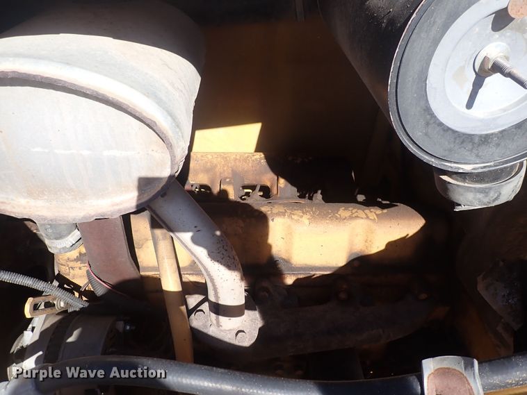 image for item DQ3070 Ford 555D  backhoe