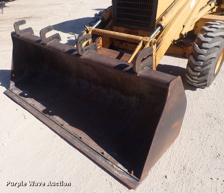 image for item DQ3070 Ford 555D  backhoe