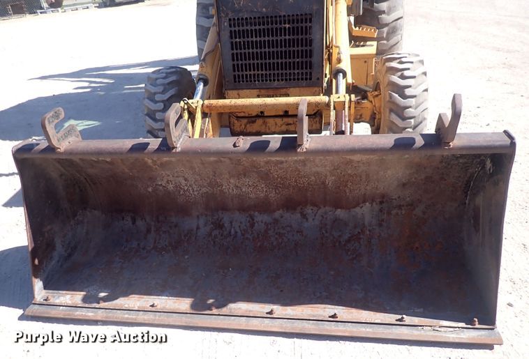 image for item DQ3070 Ford 555D  backhoe