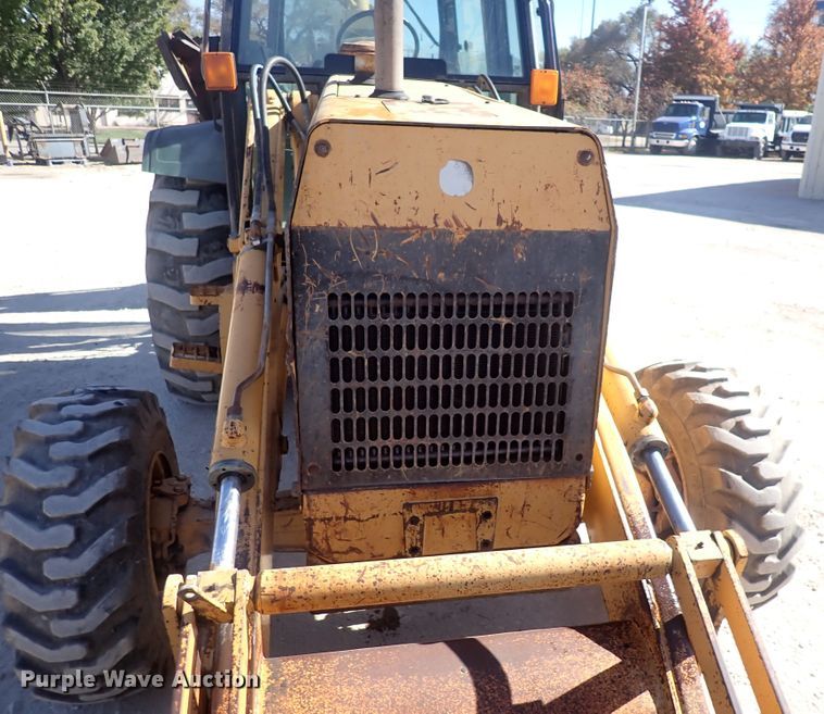 image for item DQ3070 Ford 555D  backhoe