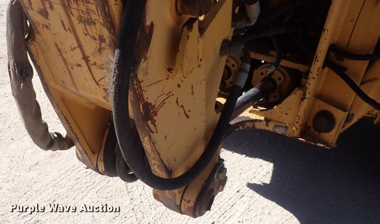 image for item DQ3070 Ford 555D  backhoe