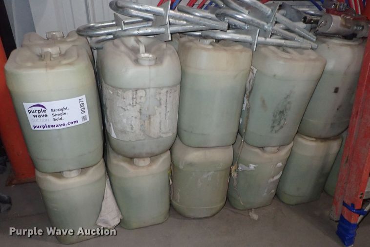 image for item DQ3071 Approximately 50 containers of tire sealant