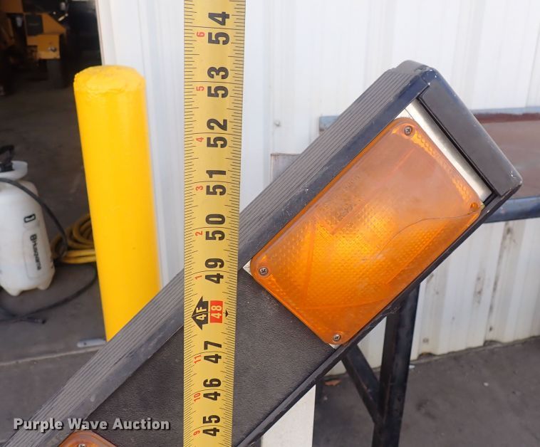 image for item DQ3073 Arrow board