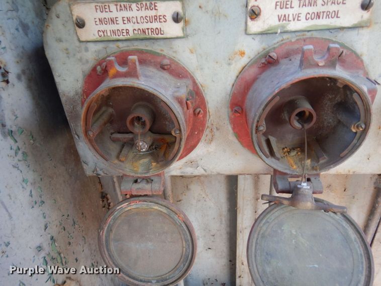 image for item DQ7262 St Croix  boat