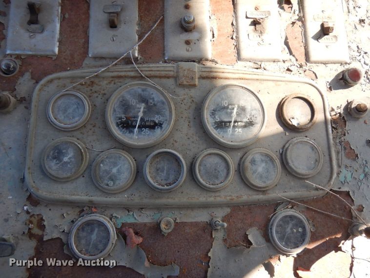 image for item DQ7262 St Croix  boat