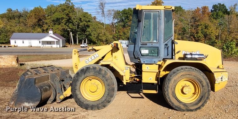 image for item DR0156 2003 John Deere 344H  wheel loader