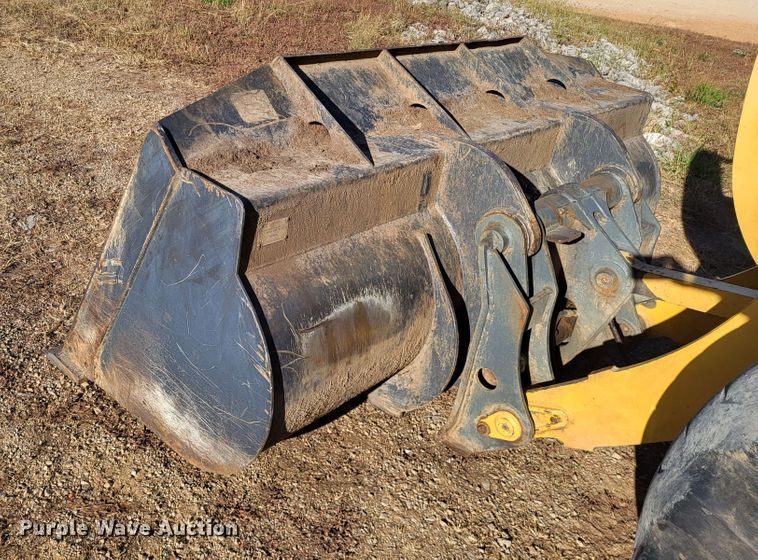 image for item DR0156 2003 John Deere 344H  wheel loader