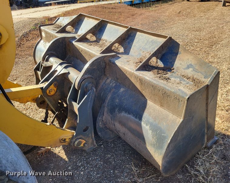 image for item DR0156 2003 John Deere 344H  wheel loader