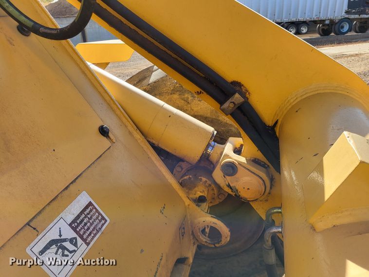 image for item DR0156 2003 John Deere 344H  wheel loader