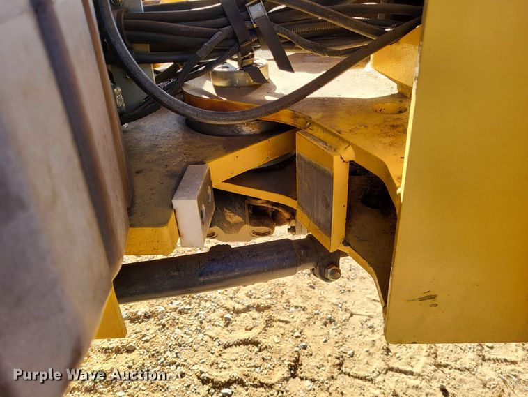 image for item DR0156 2003 John Deere 344H  wheel loader