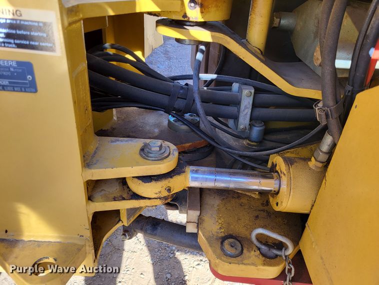 image for item DR0156 2003 John Deere 344H  wheel loader