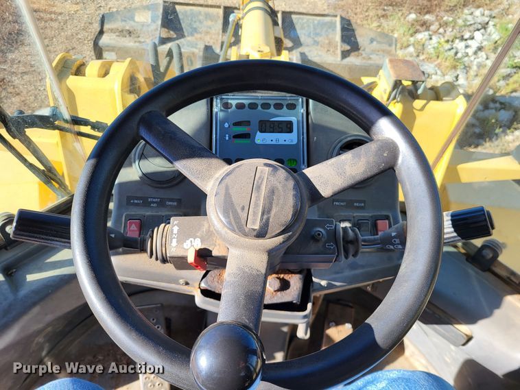 image for item DR0156 2003 John Deere 344H  wheel loader