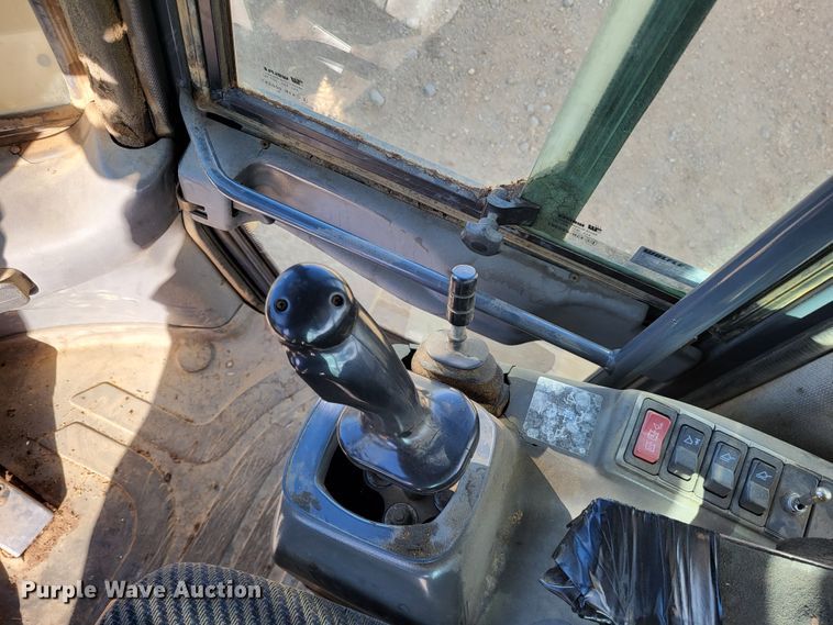 image for item DR0156 2003 John Deere 344H  wheel loader