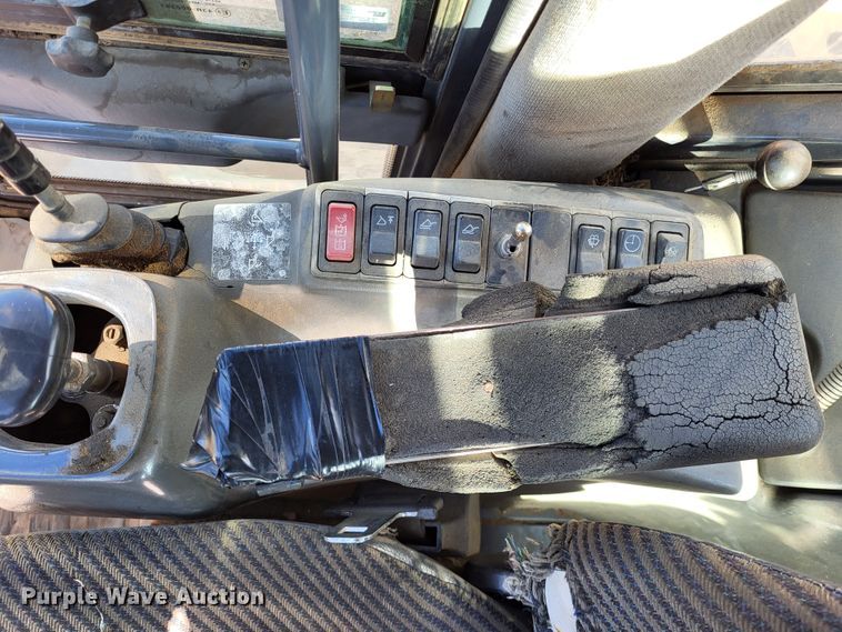 image for item DR0156 2003 John Deere 344H  wheel loader