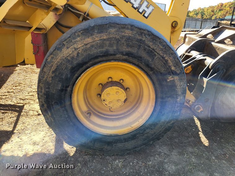 image for item DR0156 2003 John Deere 344H  wheel loader