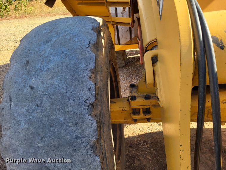 image for item DR0156 2003 John Deere 344H  wheel loader