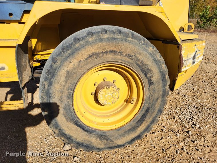 image for item DR0156 2003 John Deere 344H  wheel loader