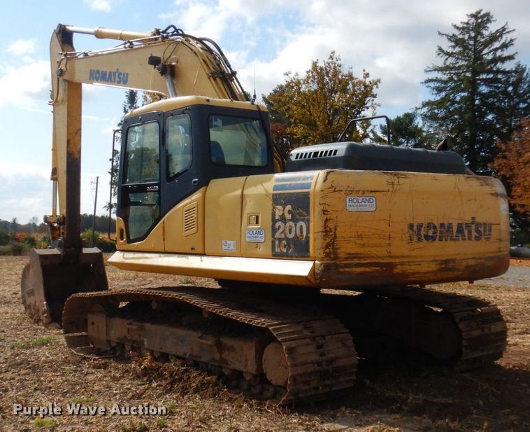 image for item DR0573 2006 Komatsu PC200LC-7  excavator