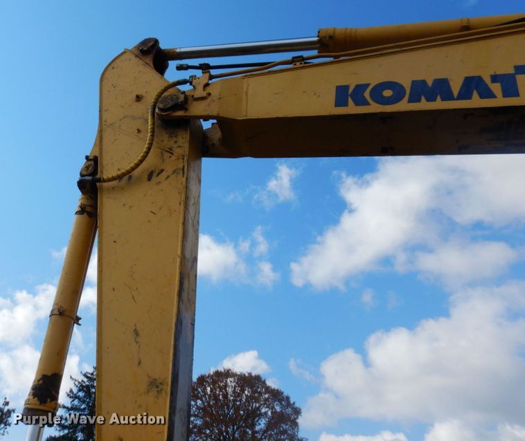 image for item DR0573 2006 Komatsu PC200LC-7  excavator