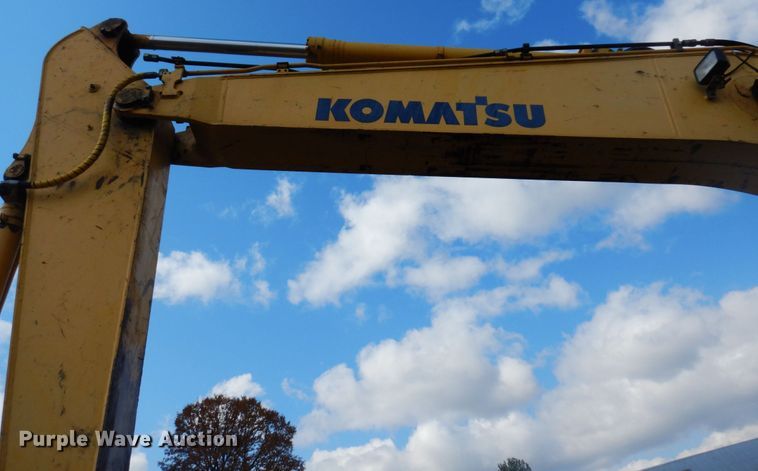 image for item DR0573 2006 Komatsu PC200LC-7  excavator