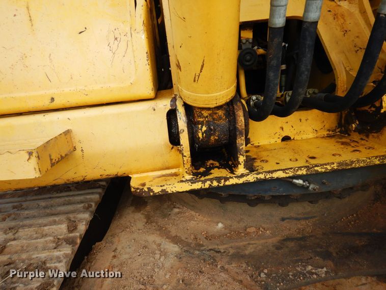 image for item DR0573 2006 Komatsu PC200LC-7  excavator