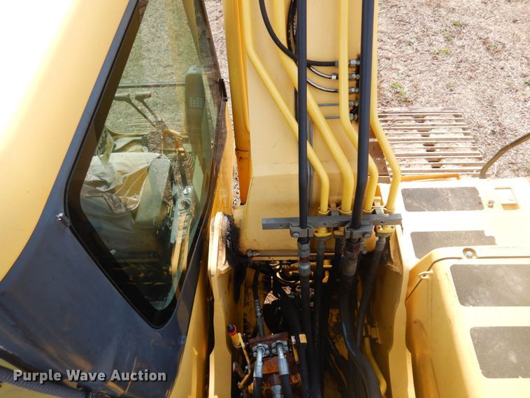 image for item DR0573 2006 Komatsu PC200LC-7  excavator