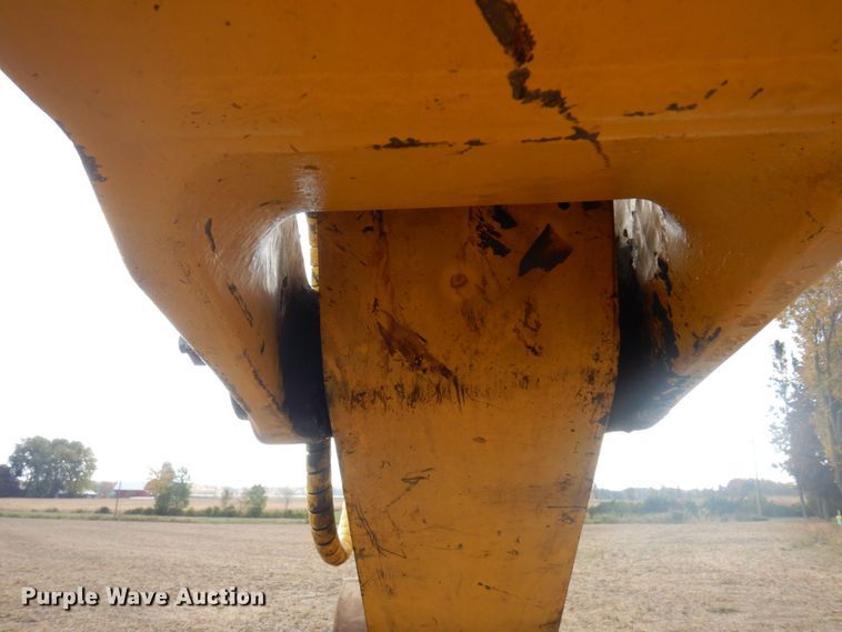 image for item DR0573 2006 Komatsu PC200LC-7  excavator