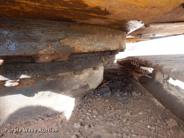 image for item DR0573 2006 Komatsu PC200LC-7  excavator