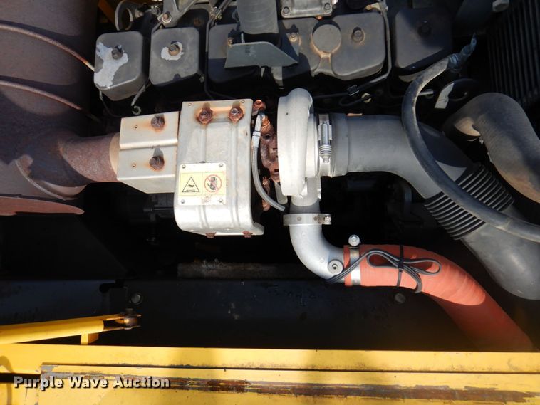 image for item DR0573 2006 Komatsu PC200LC-7  excavator