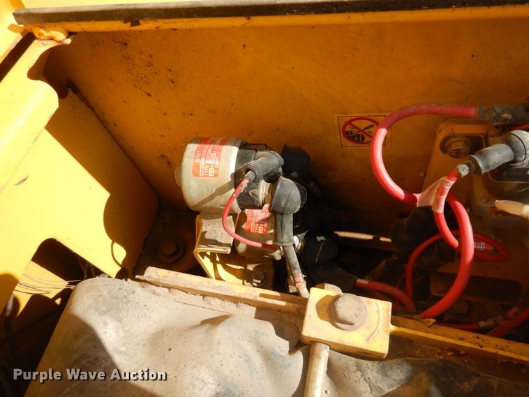 image for item DR0573 2006 Komatsu PC200LC-7  excavator