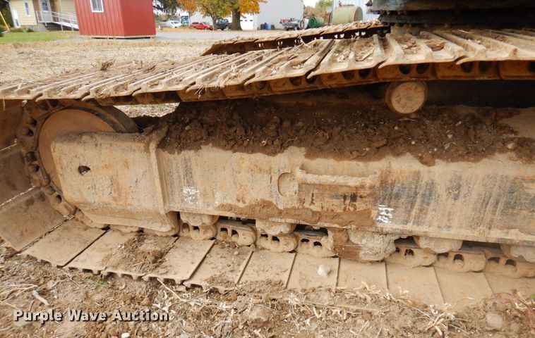 image for item DR0573 2006 Komatsu PC200LC-7  excavator