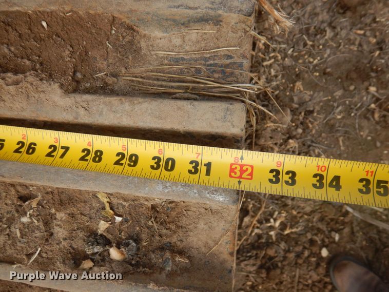 image for item DR0573 2006 Komatsu PC200LC-7  excavator