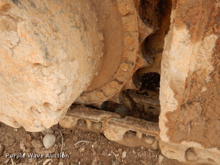 image for item DR0573 2006 Komatsu PC200LC-7  excavator