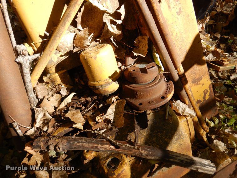 image for item DR0574 1967 Caterpillar D8H  dozer