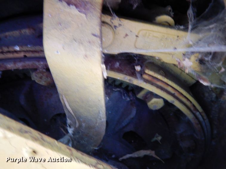 image for item DR0574 1967 Caterpillar D8H  dozer